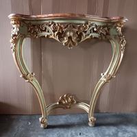 Consolle in legno dorato