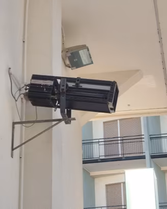 Proiettore professionale per discoteca