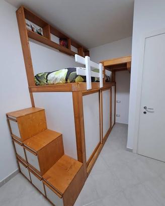 Cameretta a soppalco in abete