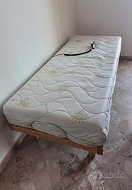 Letto ortopedico elettrico, completo di materasso