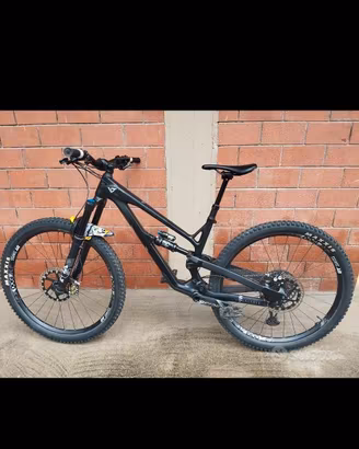 YT industries jeffsy 3 magura mt7