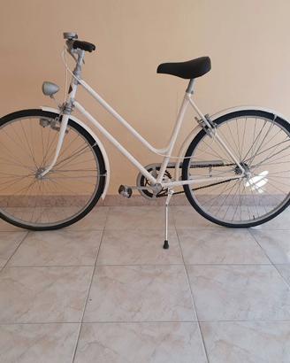Bicicletta donna anni 50/60