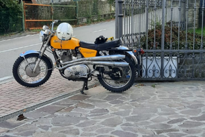 Moto Epoca Norton Commando 750