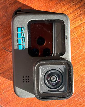 GoPro HERO11 Black 5.3K + Accessori