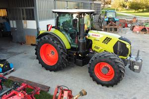 CLAAS ARION 650