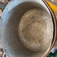 Pentolone antico in rame stagnato