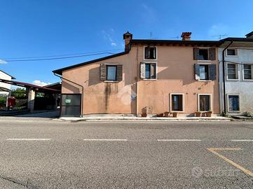 CASA SEMINDIPENDENTE A SONA