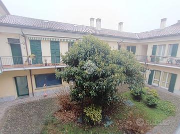 2 LOCALI A SEVESO