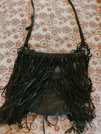 Borsa con frange nera
