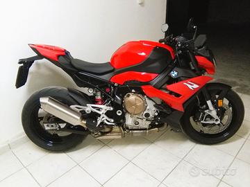 BMW S 1000 R  K63