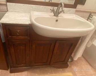 Mobile lavandino bagno e pensile