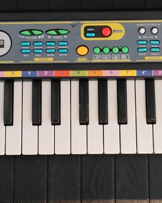 Tastiera musicale Bontempi 123780
