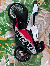 Moto Ducati giocattolo