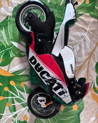 Moto Ducati giocattolo
