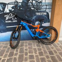 Emtb Giant taglia L