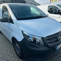 Mercedes vito long