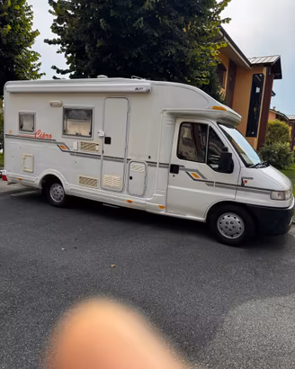 Camper semintegrale