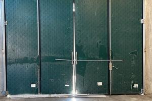 Portone sezionale manuale usato