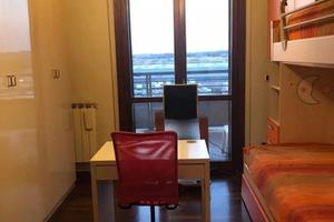 Fiumicino trilocale con terrazzo e doppi servizi