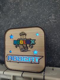 Lampada LED personalizzabile in legno