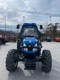 TRATTORE NEW HOLLAND T4.95LP