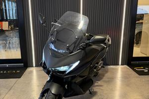 Honda Forza 750 2025