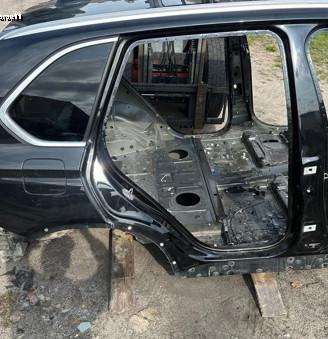 Bmw x5 scocca per taglio lamiera