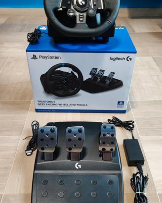 Logitech G923 TrueForce + Pedaliera PS5 PS4 PC