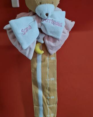 Fiocco nascita bimba con metro segna altezza 