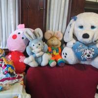 Nr. 5 pupazzi di peluche e di stoffa(E 6/7/9/17)