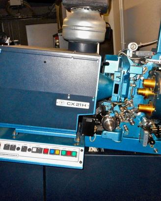 Proiettore professionale cinema per pellicole 35mm