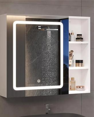 Specchio per bagno con illuminazione.