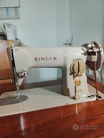 Singer originale a pedale anni ’50/’60 – funzionan