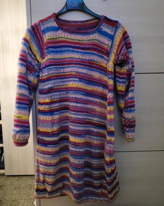 Abito in lana realizzato a mano