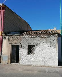 Casa campidanese da ristrutturare