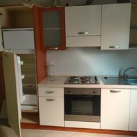cucina 3 metri con elettrodomestici 