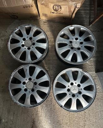 4 Cerchi Originali Mercedes Classe A – 15”