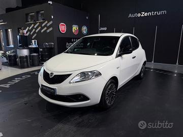 Lancia Ypsilon 1.0 FireFly 5 porte S&S Hybrid Ecoc