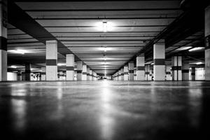 Posti Auto e moto in Garage
