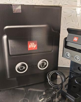  Macchina caffè Illy nuova Y3.3
