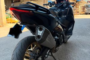 Yamaha TMAX 560 tech max 2023