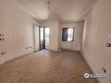 Appartamento 3 vani e acc. con Box auto