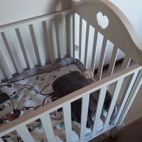 Lettino e cassettiera bambini Erbesi