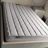 Letto una piazza e mezza con materasso e doghe