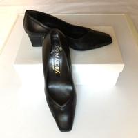 Scarpe Majora, Italia. Tacco: 4 cm. Taglia: 35