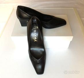 Scarpe Majora, Italia. Tacco: 4 cm. Taglia: 35