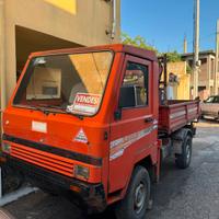 Furgone 4X4 con gru
