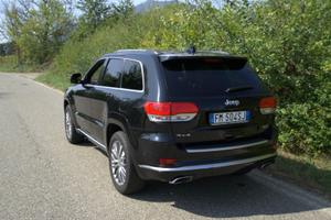 Jeeb grand cherokee 2017