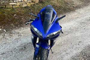 Yamaha R1 2004