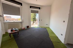 3 LOCALI A MORTARA